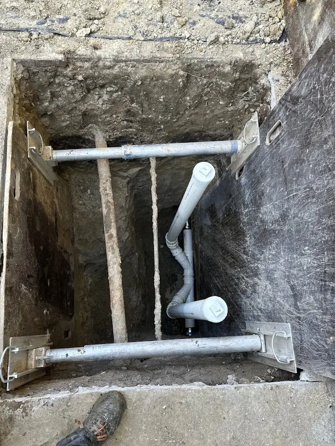 Experienced plumber completing Gas Line Repair work in Huber Ridge
